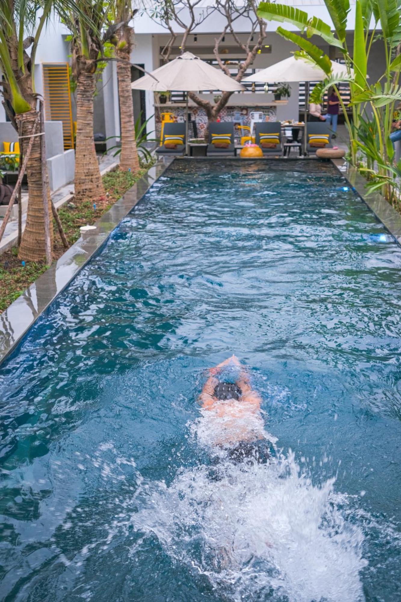 Vehaa Boutique Hotel Phnom Penh Exterior photo